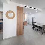 Serene Gardens 2br W Pool
