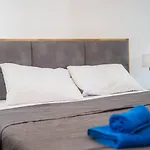 Serene Gardens 2br W Pool Livadhia