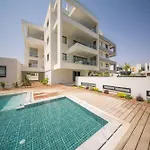 Serene Gardens 2br W Pool