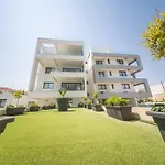 Apartment Serene Gardens 2br W Pool Livadhia