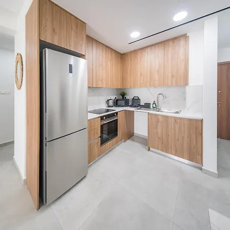 Serene Gardens 2br W Pool Apartamento