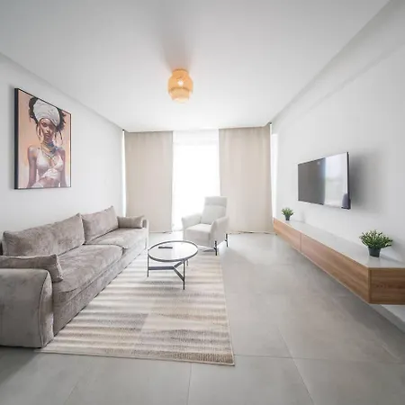 דירה Serene Gardens 2br W Pool
