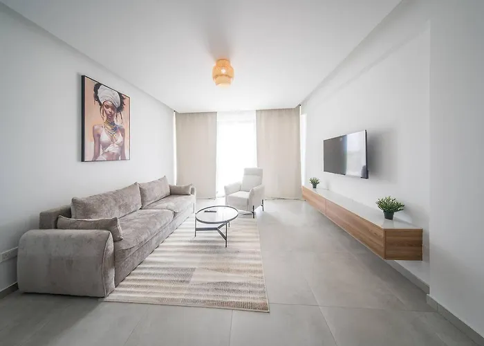 Apartmán Serene Gardens 2br W Pool