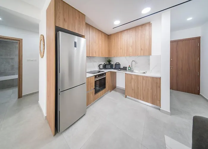 Serene Gardens 2br W Pool