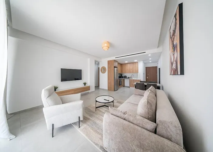 Apartmán Serene Gardens 2br W Pool