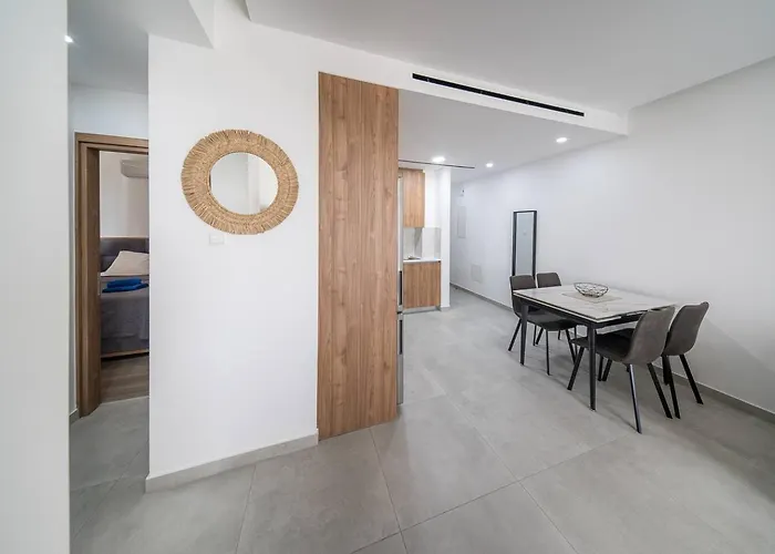 Serene Gardens 2br W Pool