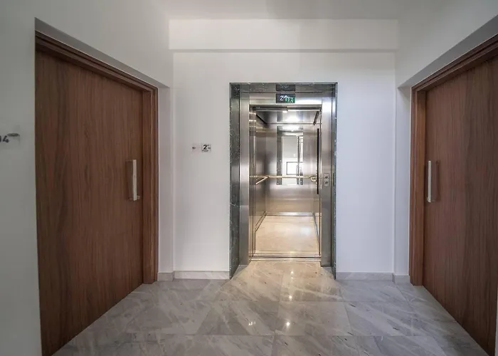 Serene Gardens 2br W Pool *